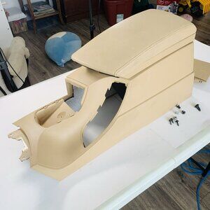 2004-2010 BMW X3 3.0Si Center Console Beige Leather Arm Rest Complete Base Lid